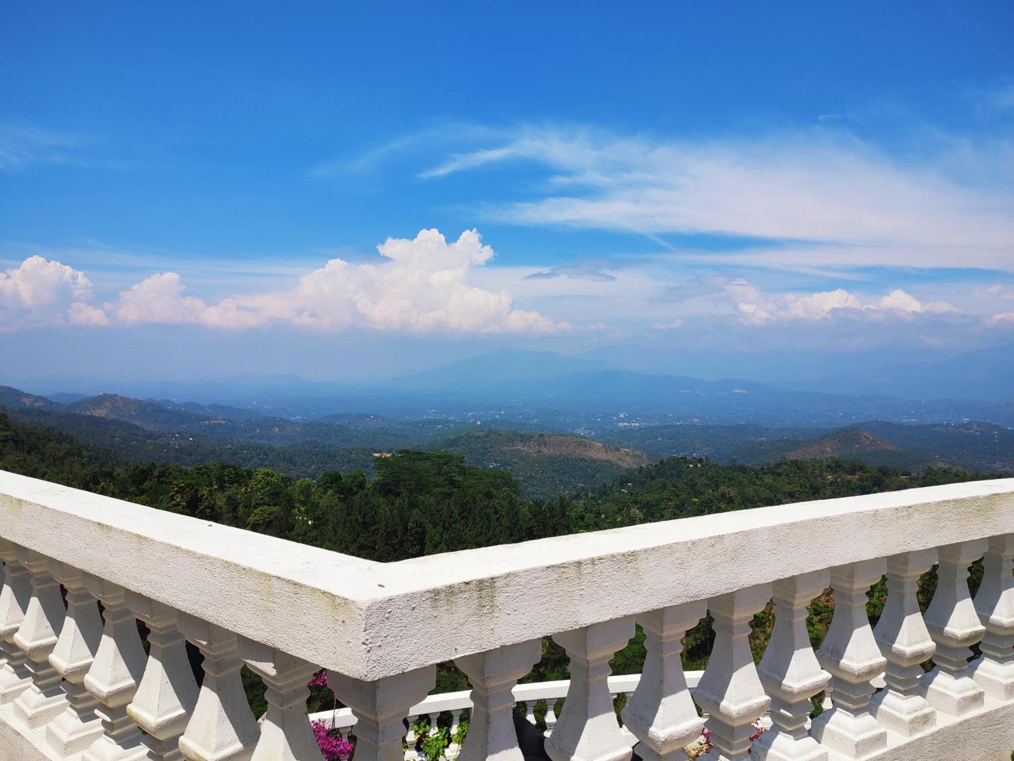 Bellwood Hills Resort & Spa Kandy Exterior foto
